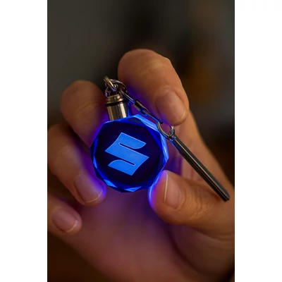 Világító Suzuki kulcstartó