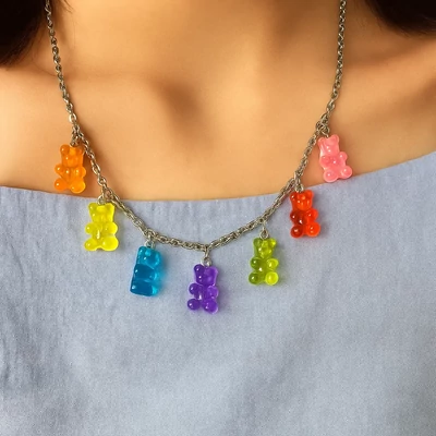 7 medálos gumimacis nyaklánc