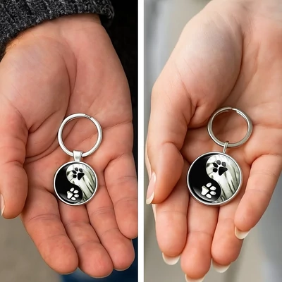 Jin-jangos tappancsos kulcstartó