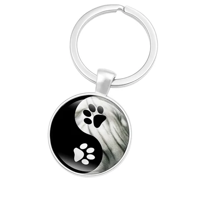 Jin-jangos tappancsos kulcstartó