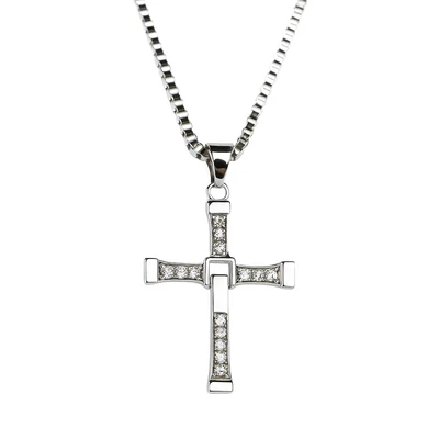 Halálos iramban kereszt nyaklánc strasszkövekkel