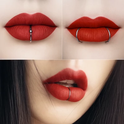 Hamis száj piercing