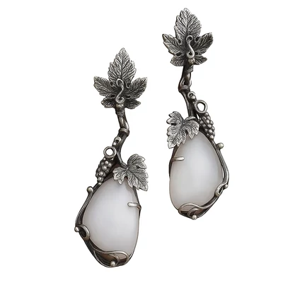 Szőlőfürtös opálos fülbevaló