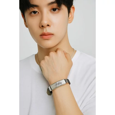 Acél Stray Kids feliratú karkötő