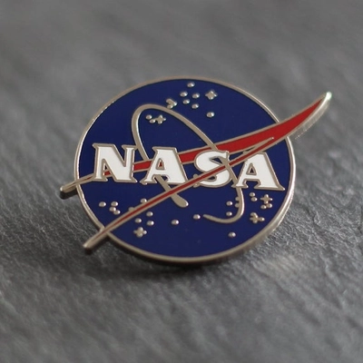 NASA kitűző
