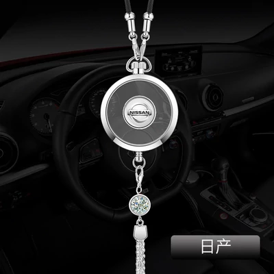 Kristály díszes Nissan autóillatosító – prémium autós kiegészítő