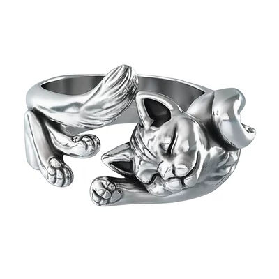 Nyújtózkodó cicás gyűrű