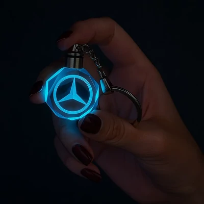 Világító Mercedes kulcstartó