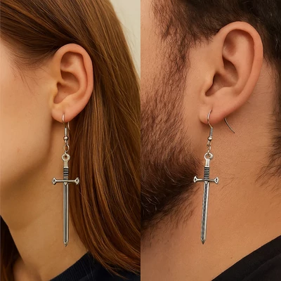 Uniszex kard fülbevaló
