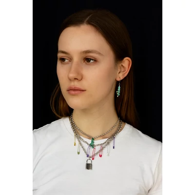 Háromsoros lakatos, dinós, biztosítótűs nyaklánc