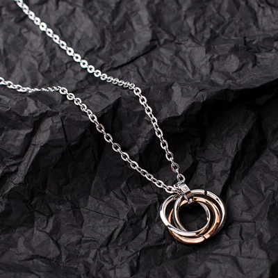 Acél háromgyűrűs nyaklánc