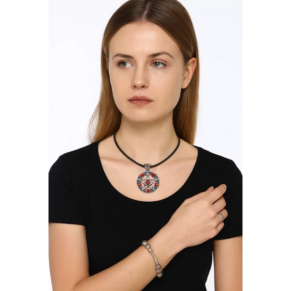 Piros köves Odaát nyaklánc modell