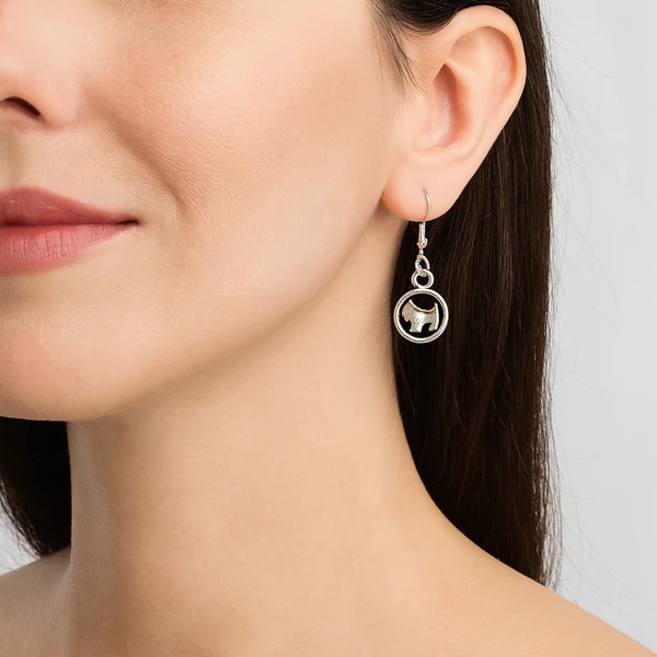 Westie kutyás fülbevaló modellen