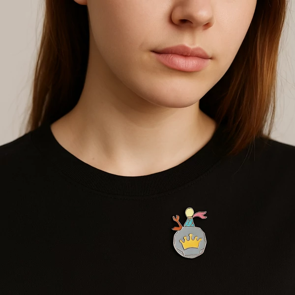 A kis herceg a rókával kitűző pólón