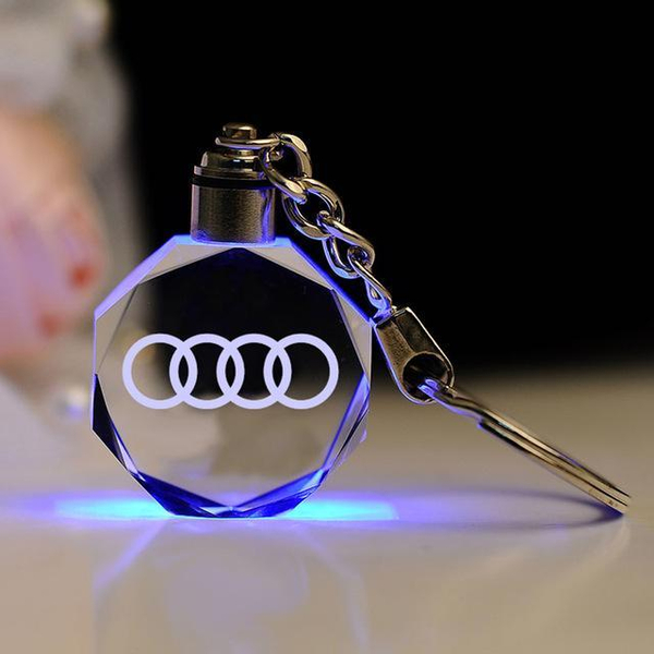 Világító Audi kulcstartó