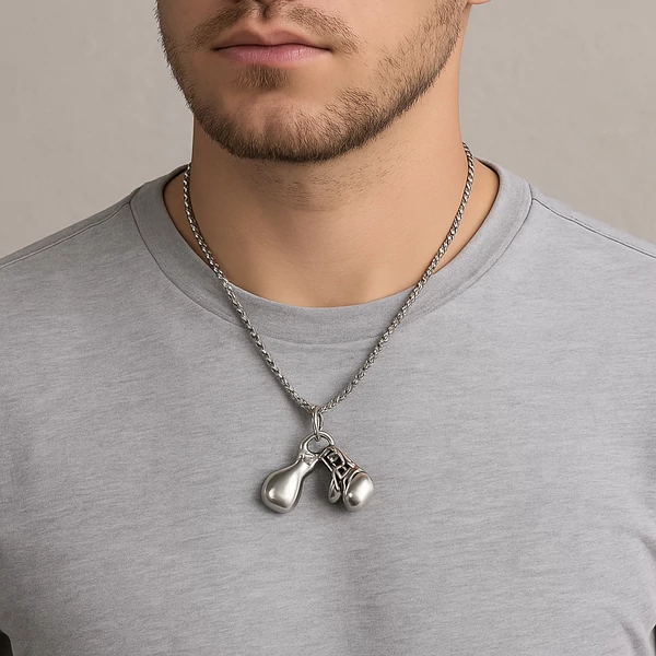 Dupla boxkesztyűs nyaklánc nyakban